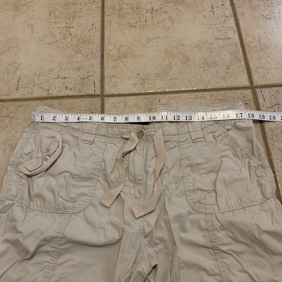 Jules + James Tan Cargo Capris - Women's Size 14 - Picture 2 of 7